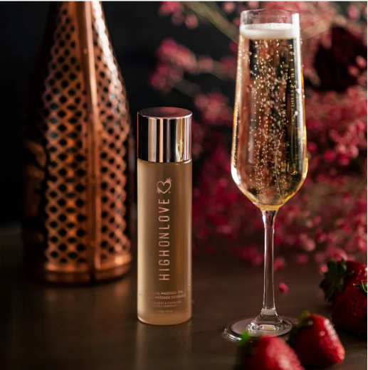 High On Love: Massage Oil - Strawberries & Champagne - 120ml